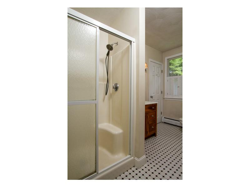89 Rice City Road Coventry, RI 02827 - Photo 10 of 25 Master Bath/Spa.