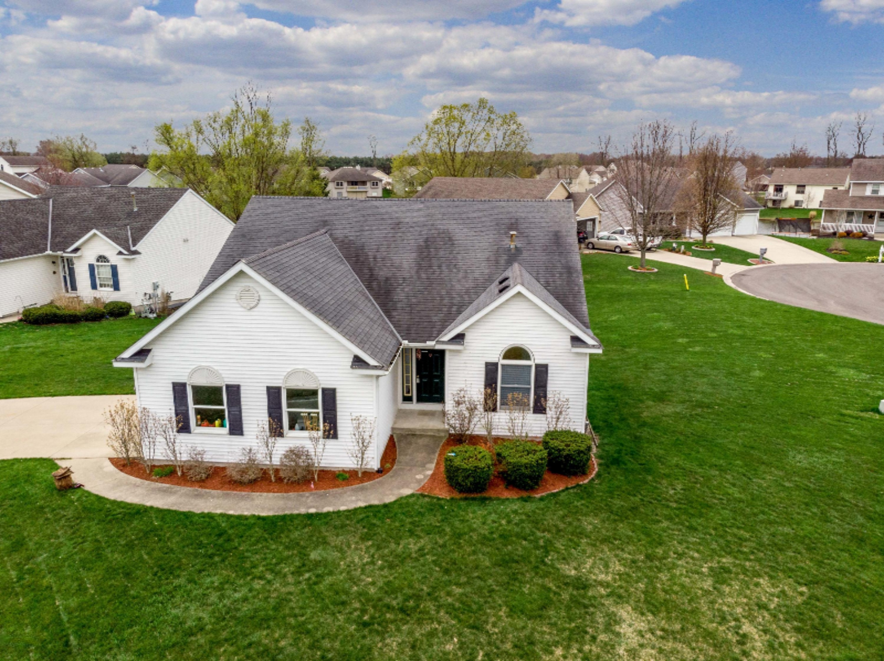 2907 Riley Ridge Road Holland, MI 49424 - Photo 1 of 36 2907 Riley Ridge-12