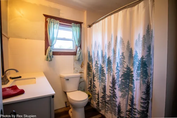 $540,000 | 11664 North Gordon Avenue, Bitely, MI 49309