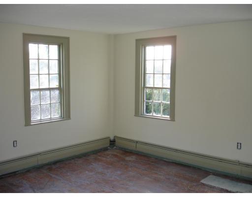 114 Academy Road North Andover, MA 01845 - Photo 4 of 5 Gallery Image 4