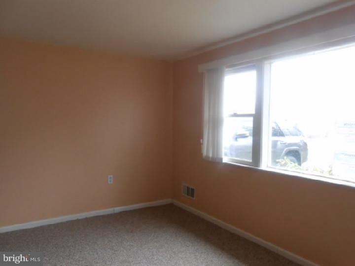 300 Ashbourne Road Claymont, DE 19703 - Photo 4 of 16 Gallery Image 4