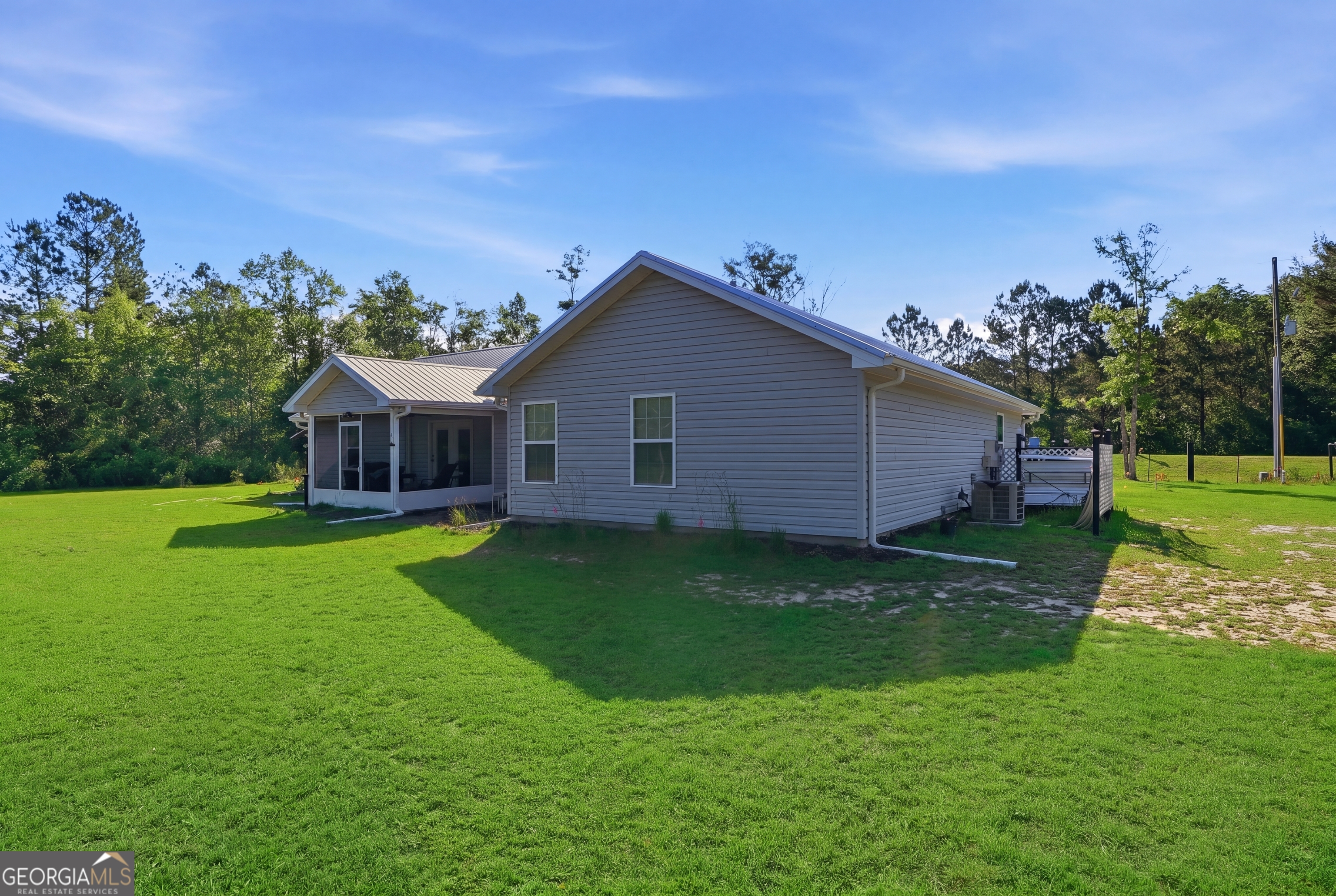 1748 Post Road Hortense, GA 31543 - Photo 29 of 49