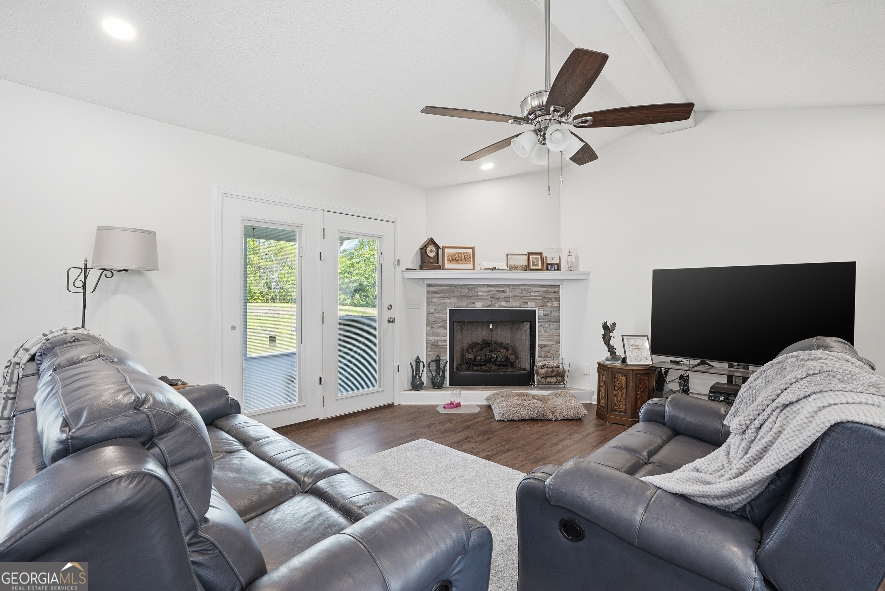 1748 Post Road Hortense, GA 31543 - Photo 6 of 49