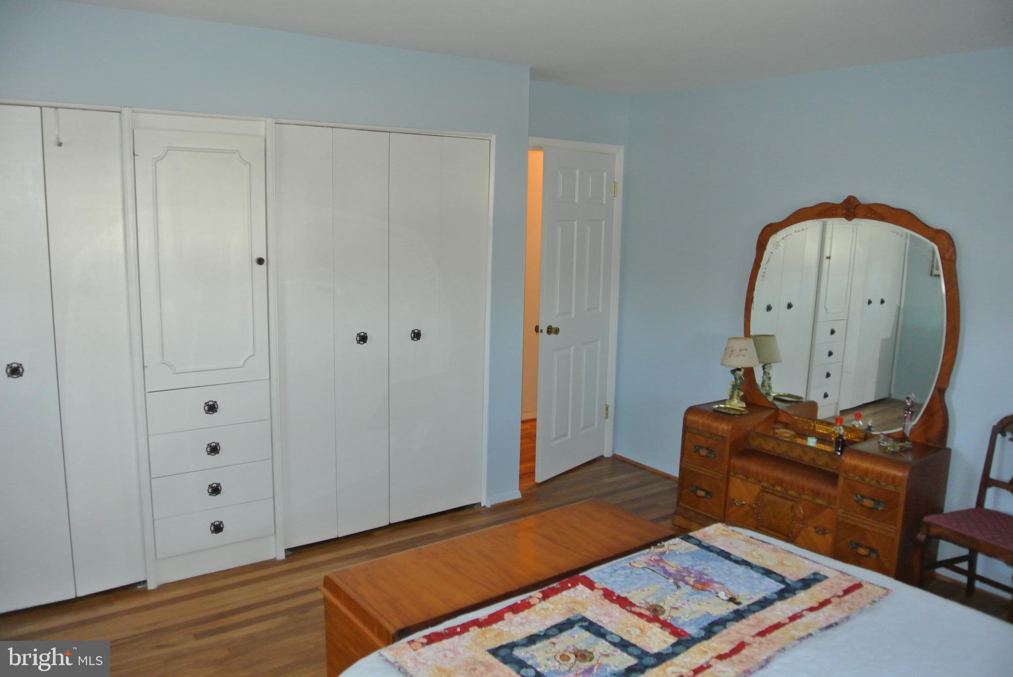 511 Gladhill Road Odenton, MD 21113 - Photo 19 of 38 Master bedroom