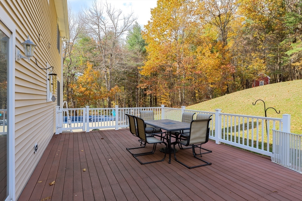 1 Deer Run Charlton, MA 01507 - Photo 11 of 39