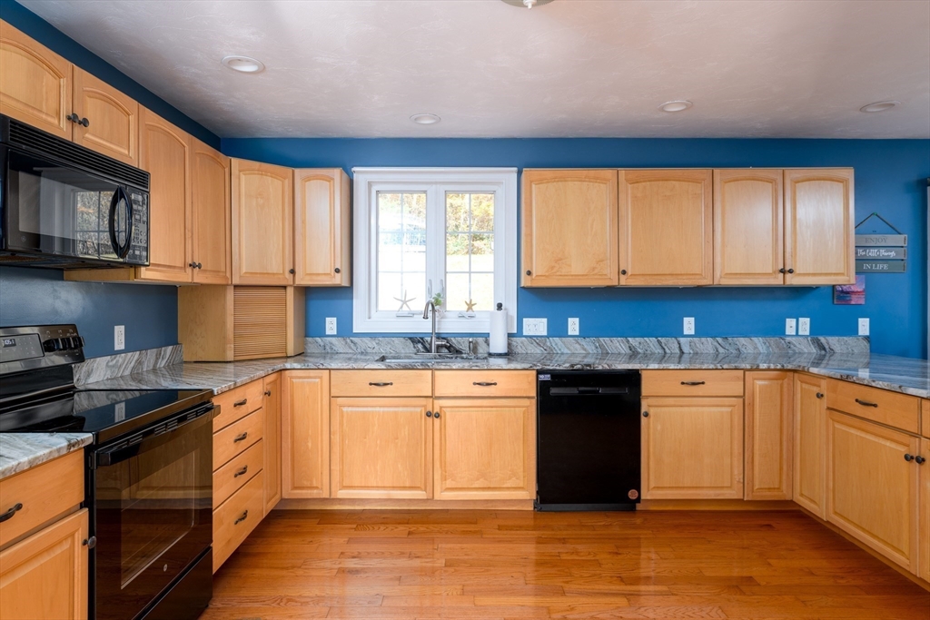 1 Deer Run Charlton, MA 01507 - Photo 12 of 39