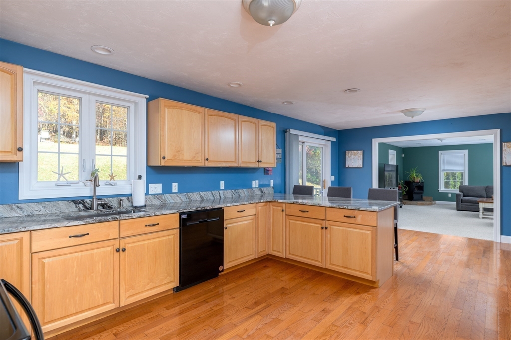 1 Deer Run Charlton, MA 01507 - Photo 15 of 39