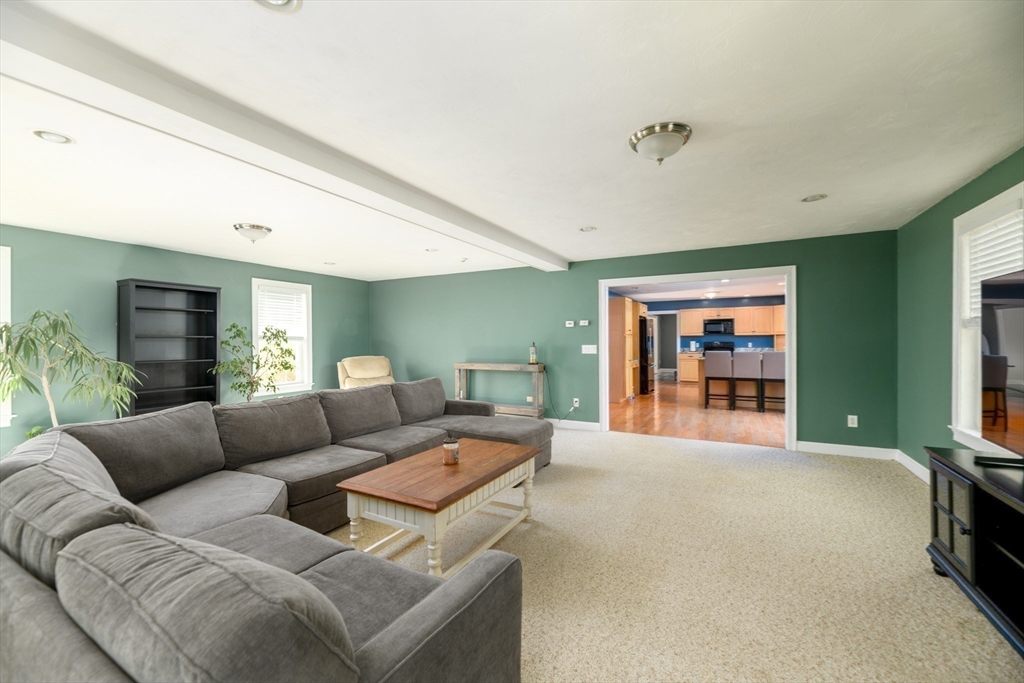 1 Deer Run Charlton, MA 01507 - Photo 18 of 39