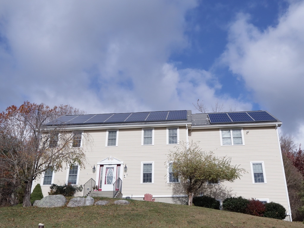 1 Deer Run Charlton, MA 01507 - Photo 2 of 39