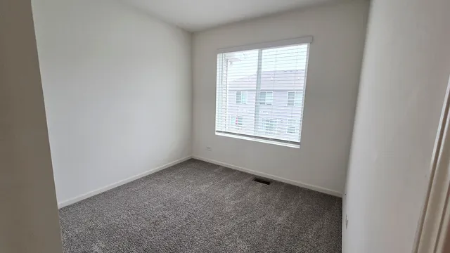 $2,500 | 2484 Alison Avenue, Pingree Grove, IL 60140