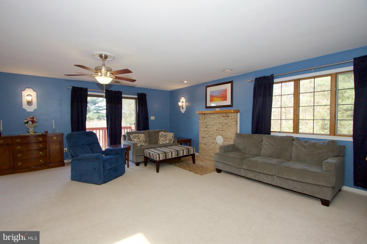 2703 Fallston Road Fallston, MD 21047 - Photo 3 of 29 Living Room