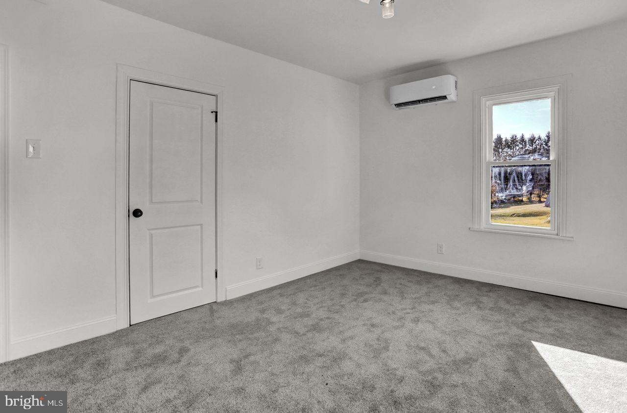 420 Springvale Road Red Lion, PA 17356 - Photo 18 of 43