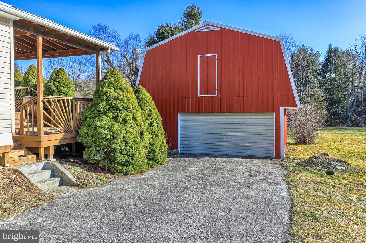 420 Springvale Road Red Lion, PA 17356 - Photo 2 of 43