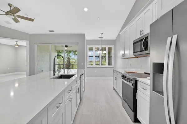 $499,900 | 4655 Hawks Nest Way, Unit O202, Naples, FL 34114