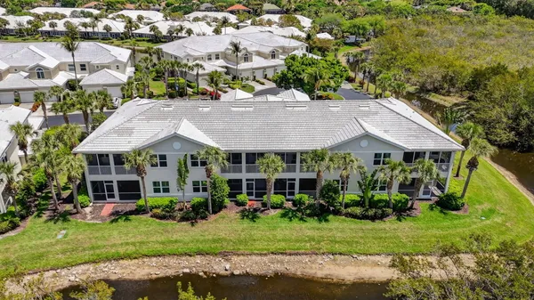 $499,900 | 4655 Hawks Nest Way, Unit O202, Naples, FL 34114