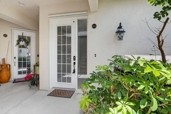 $499,900 | 4655 Hawks Nest Way, Unit O202, Naples, FL 34114