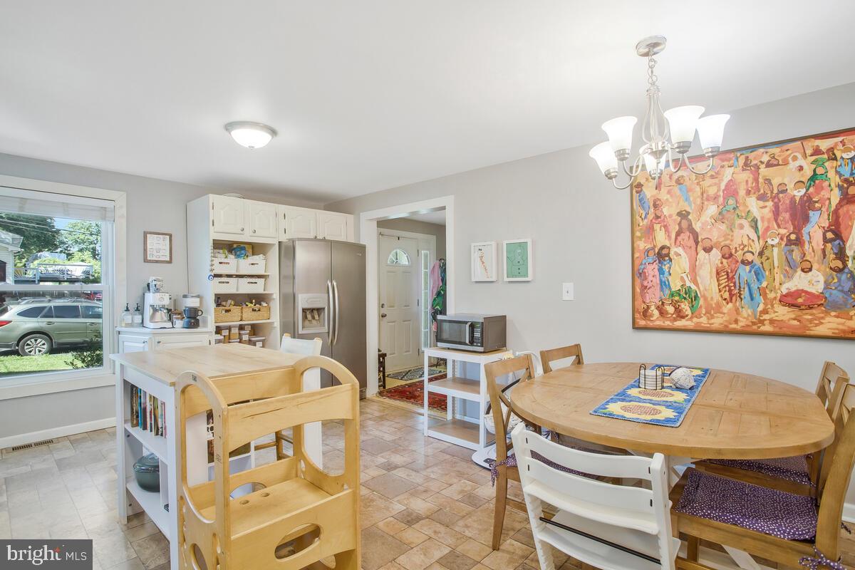 1623 Ruxton Road Edgewater, MD 21037 - Photo 14 of 29