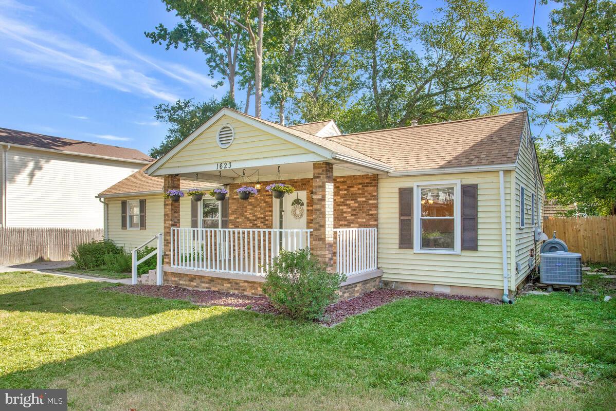 1623 Ruxton Road Edgewater, MD 21037 - Photo 6 of 29