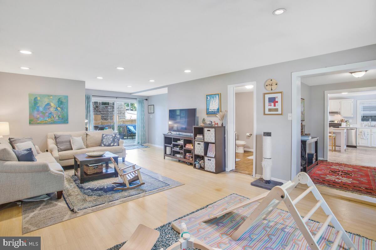 1623 Ruxton Road Edgewater, MD 21037 - Photo 9 of 29