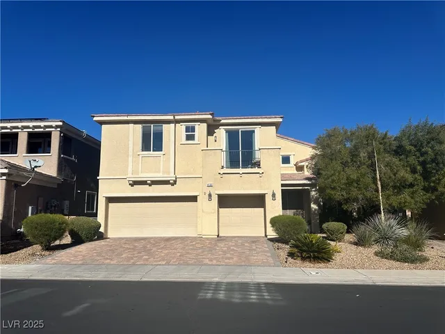 $2,900 | 4132 West Falcons Flight Avenue, North Las Vegas, NV 89084
