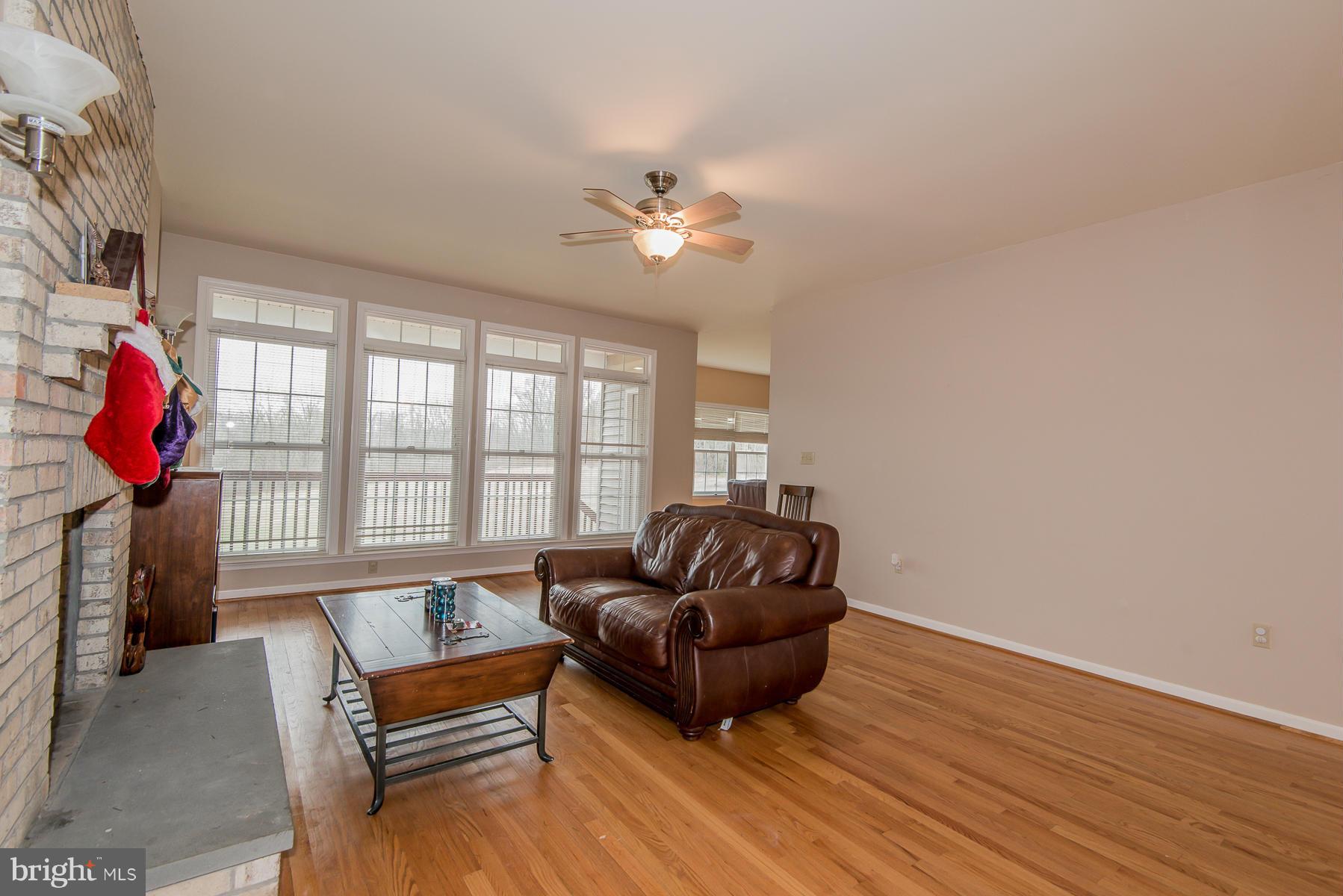 12751 Liberty Road Mount Airy, MD 21771 - Photo 11 of 28 Living Room