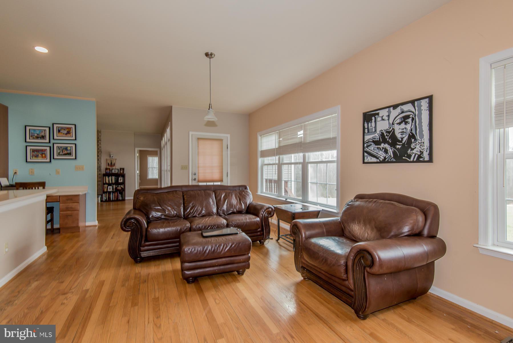 12751 Liberty Road Mount Airy, MD 21771 - Photo 13 of 28 Family Room