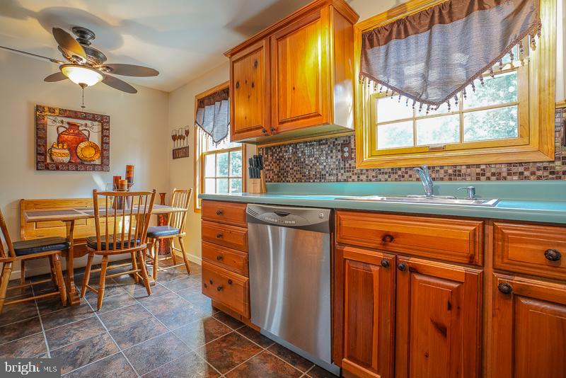 3344 Chesterfield Road Philadelphia, PA 19114 - Photo 14 of 42 Gallery Image 14