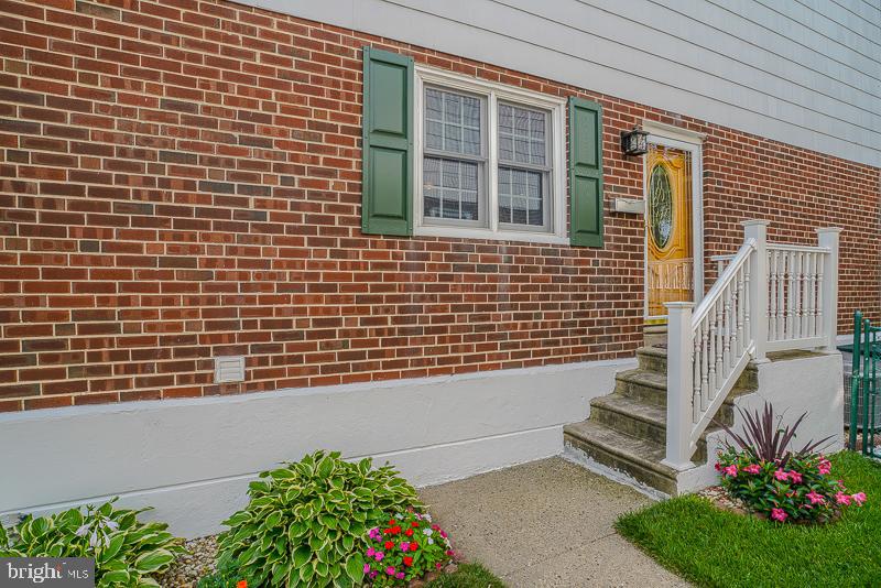 3344 Chesterfield Road Philadelphia, PA 19114 - Photo 4 of 42 Gallery Image 4