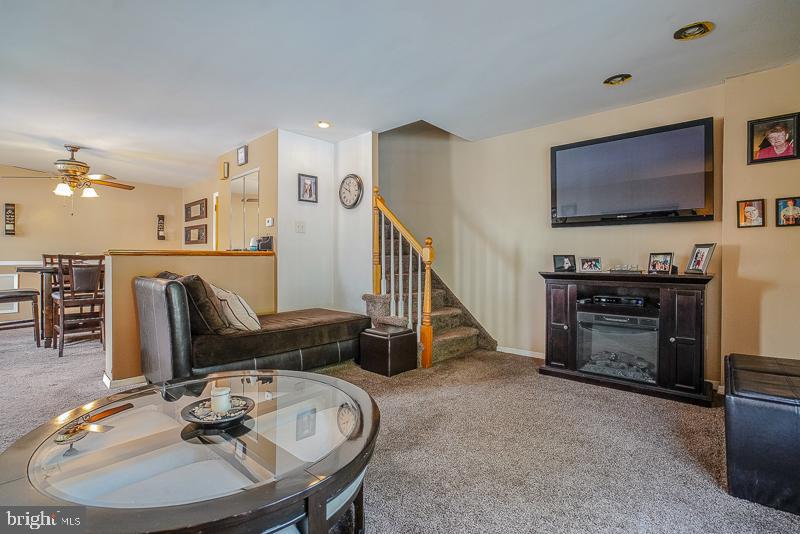 3344 Chesterfield Road Philadelphia, PA 19114 - Photo 7 of 42 Gallery Image 7