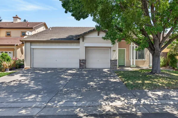 $565,000 | 8161 Grisham Way, Elk Grove, CA 95758
