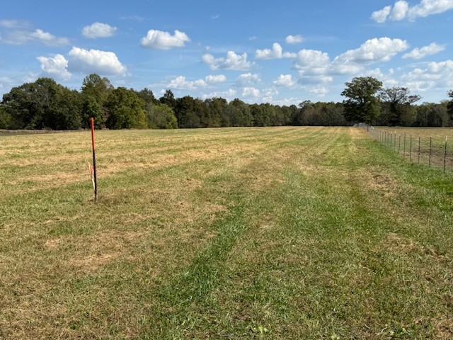 555 Smith Road Crossville, TN 38571 - Photo 29 of 33 a view of an outdoor space and a yard