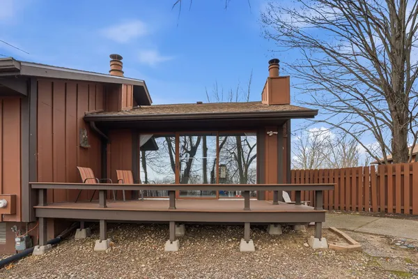 $235,000 | 4828 6th Ave Drive, Moline, IL 61265