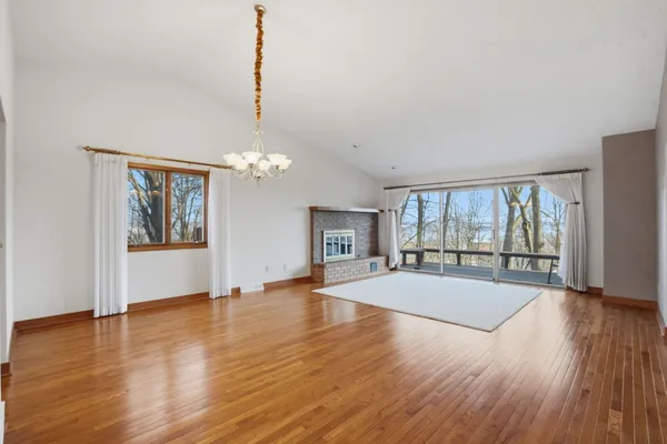 $235,000 | 4828 6th Ave Drive, Moline, IL 61265