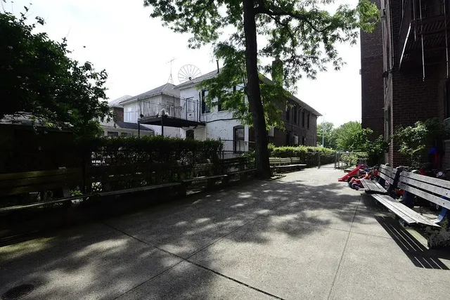 $419,000 | 1811 Ocean Parkway, Unit 5L | Sheepshead Bay