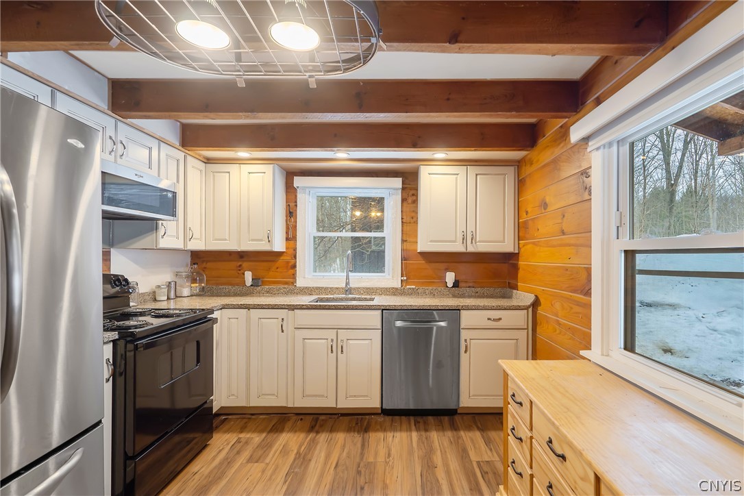 131 Gillette Road Mexico, NY 13114 - Photo 15 of 42