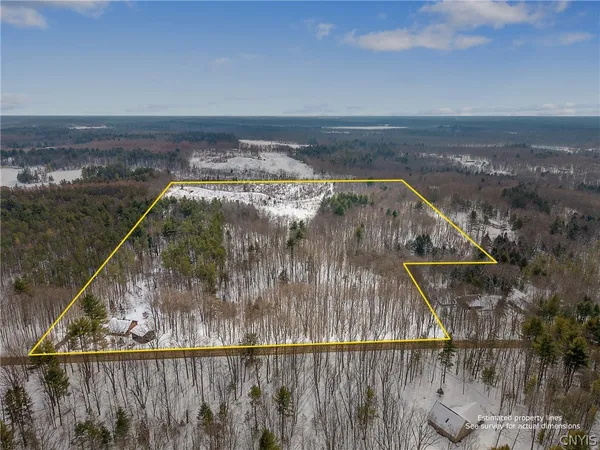 $329,900 | 131 Gillette Road, Mexico, NY 13114