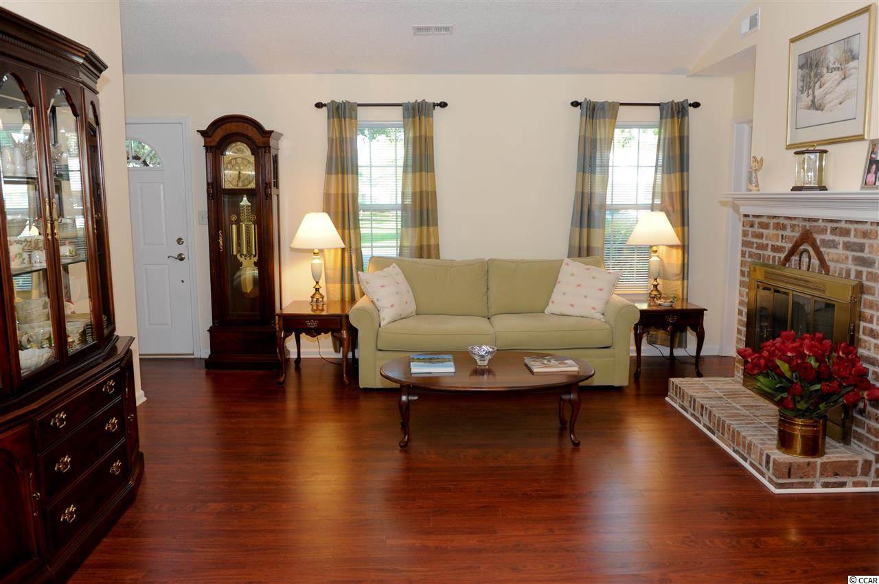 204 Sandpiper Court Murrells Inlet, SC 29576 - Photo 3 of 15 Gallery Image 3