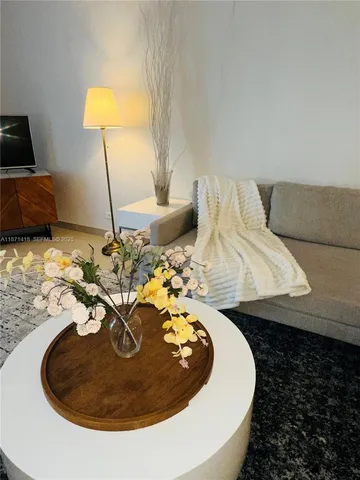 $3,750 | 2301 Collins Avenue, Unit 420, Miami Beach, FL 33139