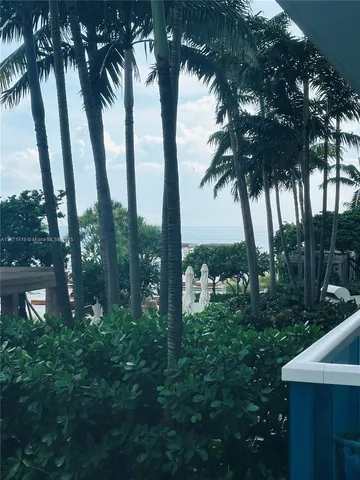 $3,750 | 2301 Collins Avenue, Unit 420, Miami Beach, FL 33139