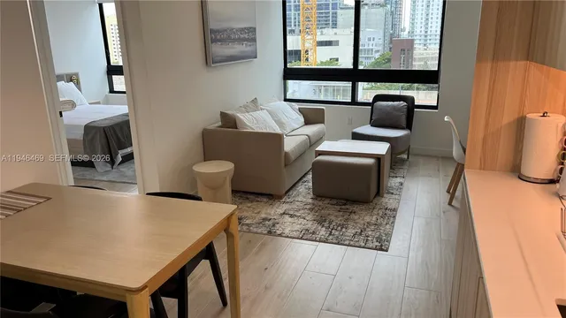 $930,000 | 225 North Miami Avenue, Unit 905, Miami, FL 33128