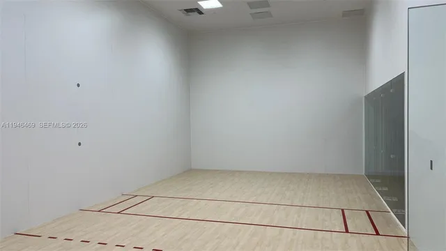 $930,000 | 225 North Miami Avenue, Unit 905, Miami, FL 33128