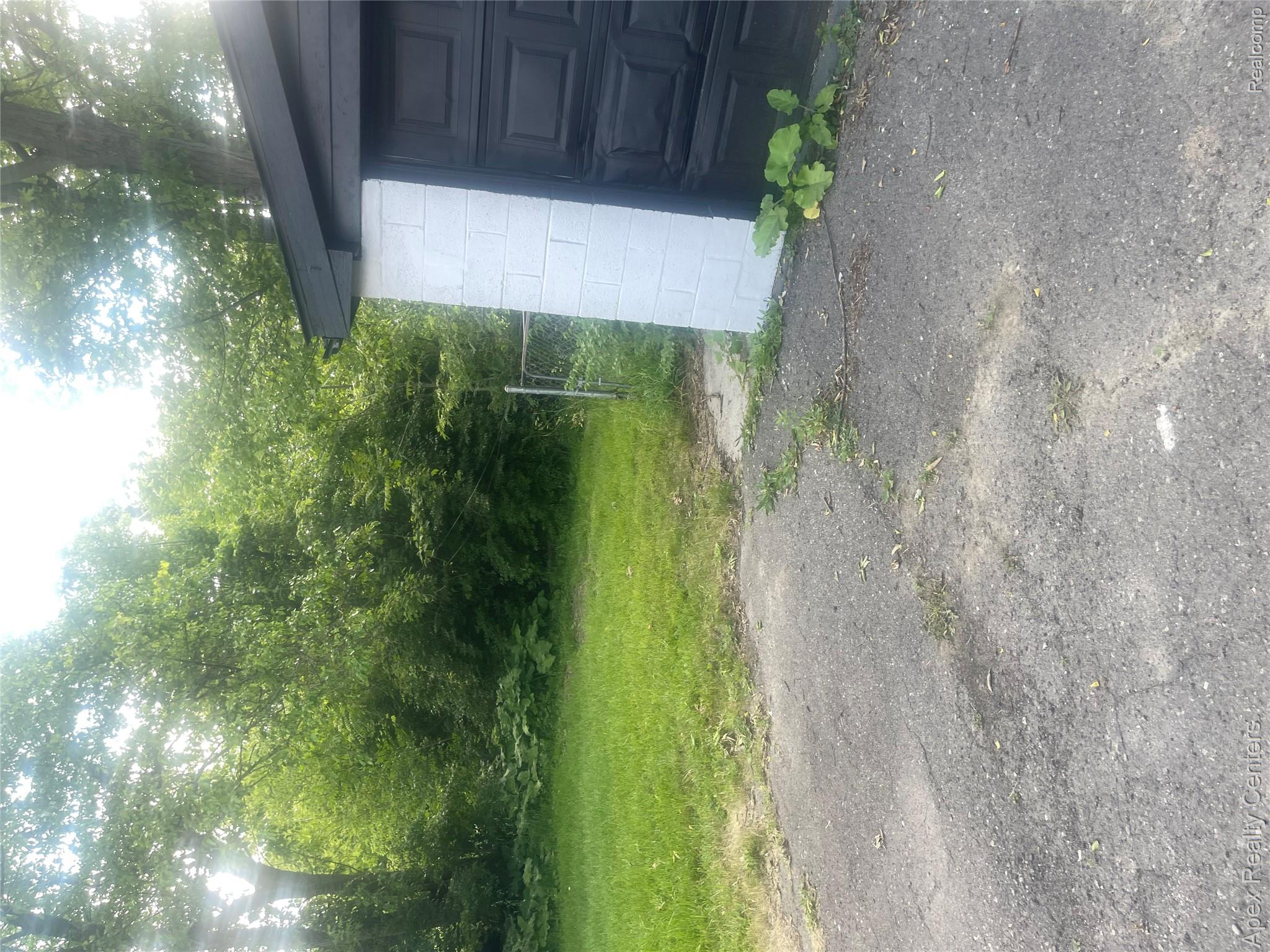 3158 Hickory Street Inkster, MI 48141 - Photo 14 of 15 IMG_9227.jpeg