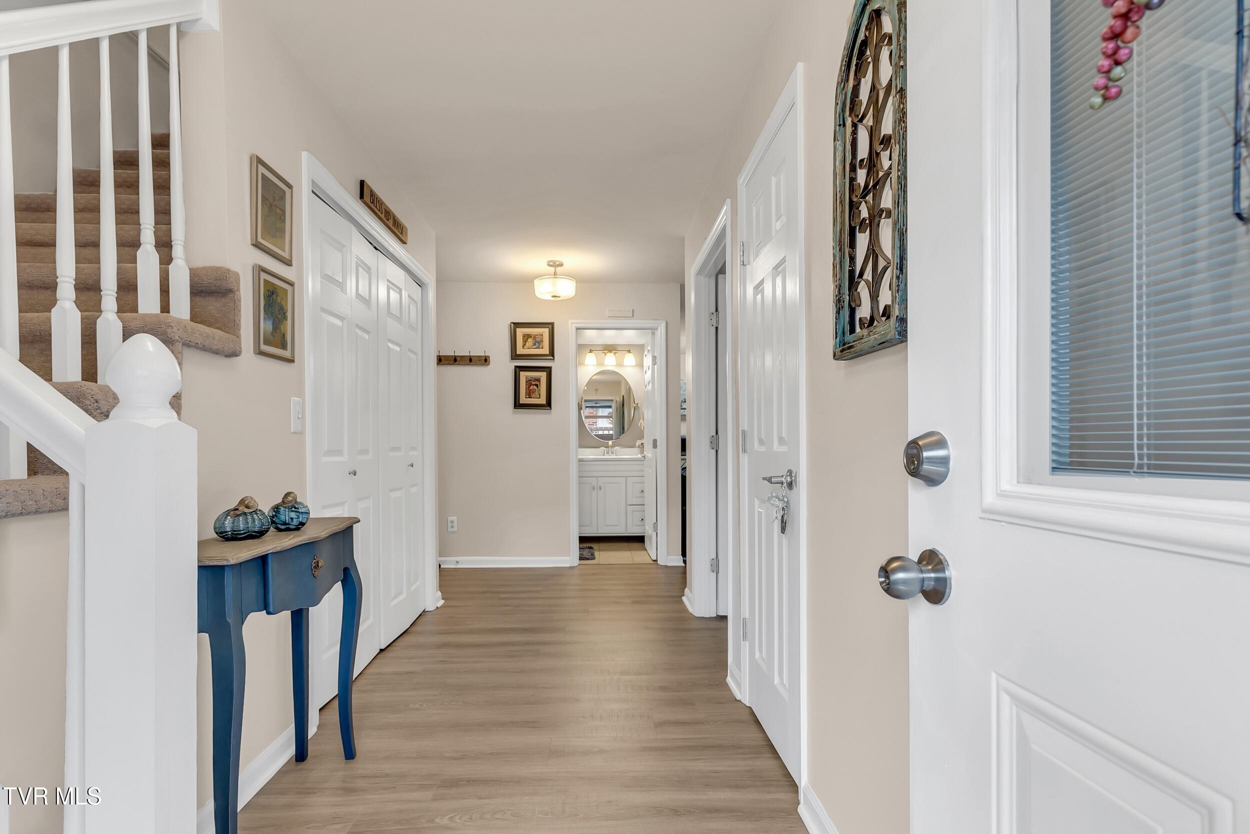 2700 Indian Ridge Road, Unit 43 Johnson City, TN 37604 - Photo 6 of 28 6_arw06828