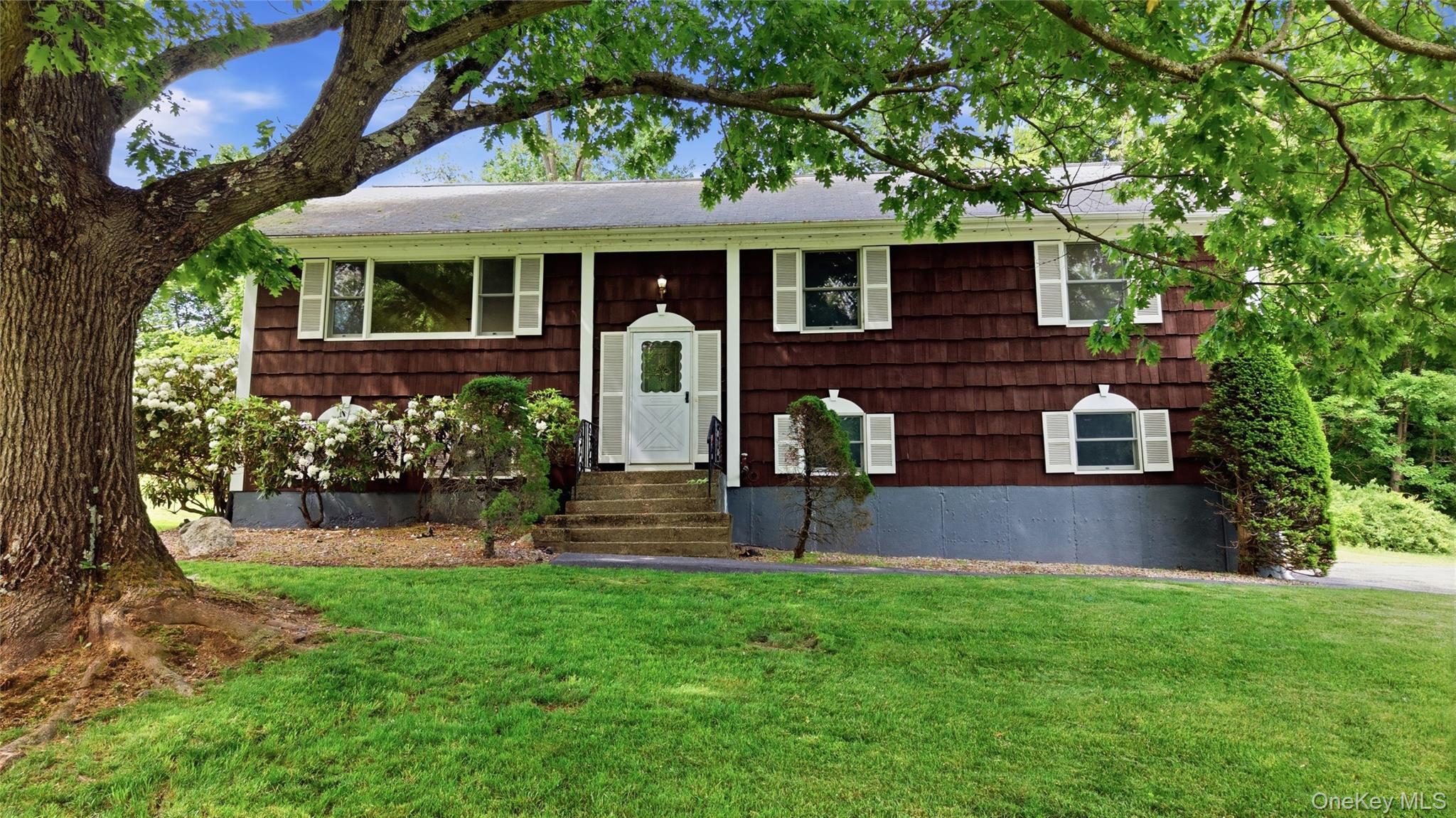 116 Union Valley Road Mahopac, NY 10541 - Photo 1 of 37