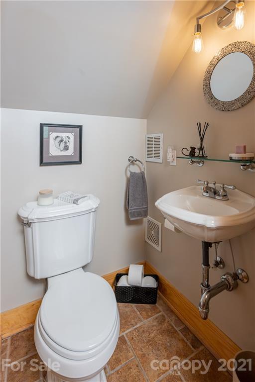 45 Rocky Knob Road Fairview, NC 28730 - Photo 23 of 46 Gallery Image 23