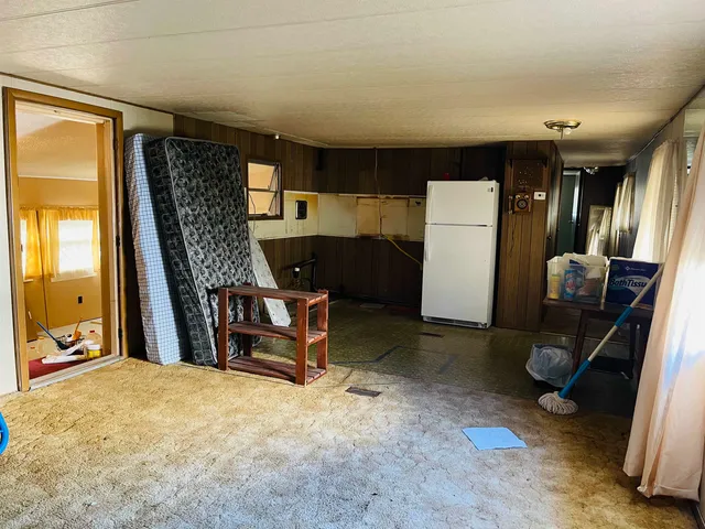 $39,900 | 2146 Kruse Drive, Marion, KS 66861