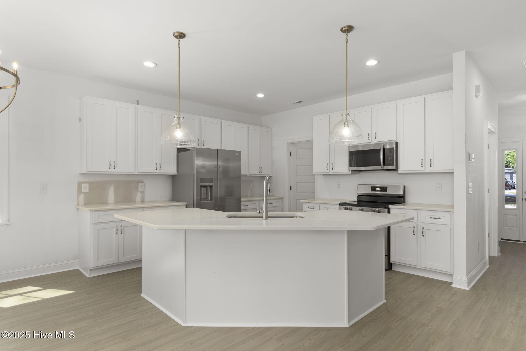 347 McCabe Road Morehead City, NC 28557 - Photo 14 of 45 Kitchen