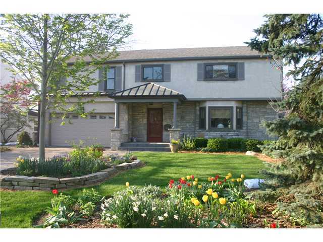2401 Brixton Road Upper Arlington, OH 43221 - Photo 1 of 12