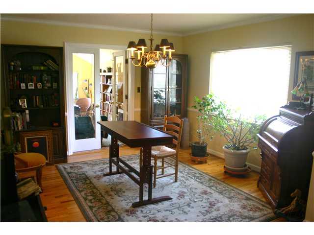 2401 Brixton Road Upper Arlington, OH 43221 - Photo 5 of 12