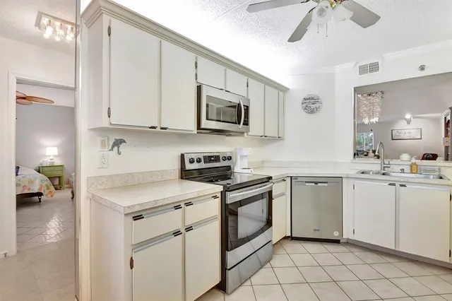 $190,000 | 9220 Southwest 14th Street, Unit 3304, Boca Raton, FL 33428